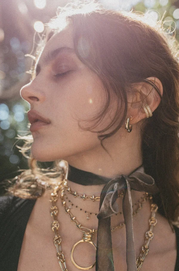 Elegant Golden Hoop Earrings - Image 3