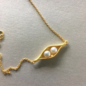 Elegant Double Pearl Bracelet