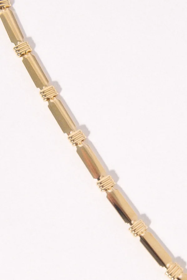Elegant Beaded Gold-Toned Necklace - Image 5