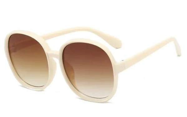 Chic Round Sunglasses - Image 12