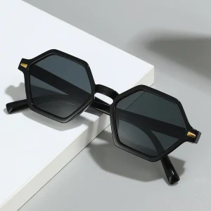 Sleek Geometric Black Sunglasses