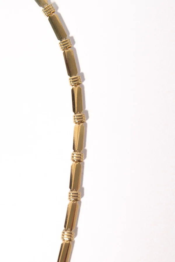 Elegant Beaded Gold-Toned Necklace - Image 3
