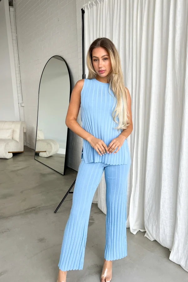 Casual Chic Blue Ribbed Knit Ensemble - Image 2
