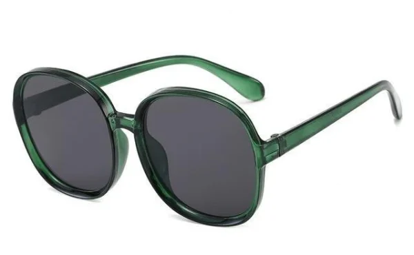 Chic Round Sunglasses - Image 9