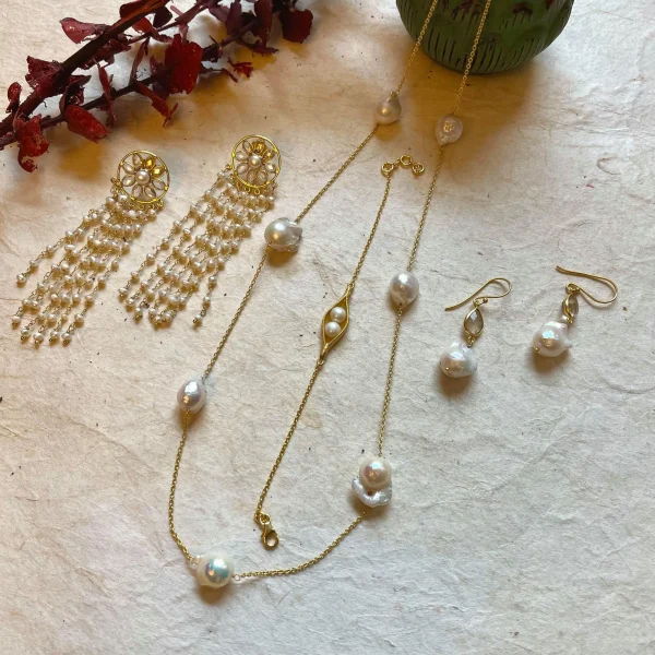 Elegant Double Pearl Bracelet - Image 4