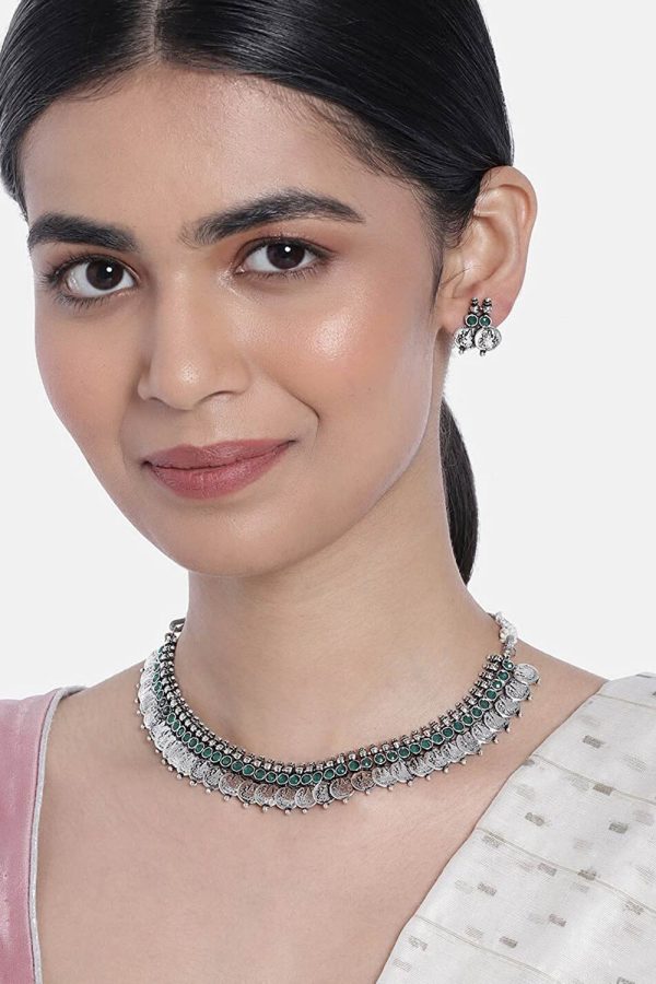 Elegant Beaded Choker Necklace